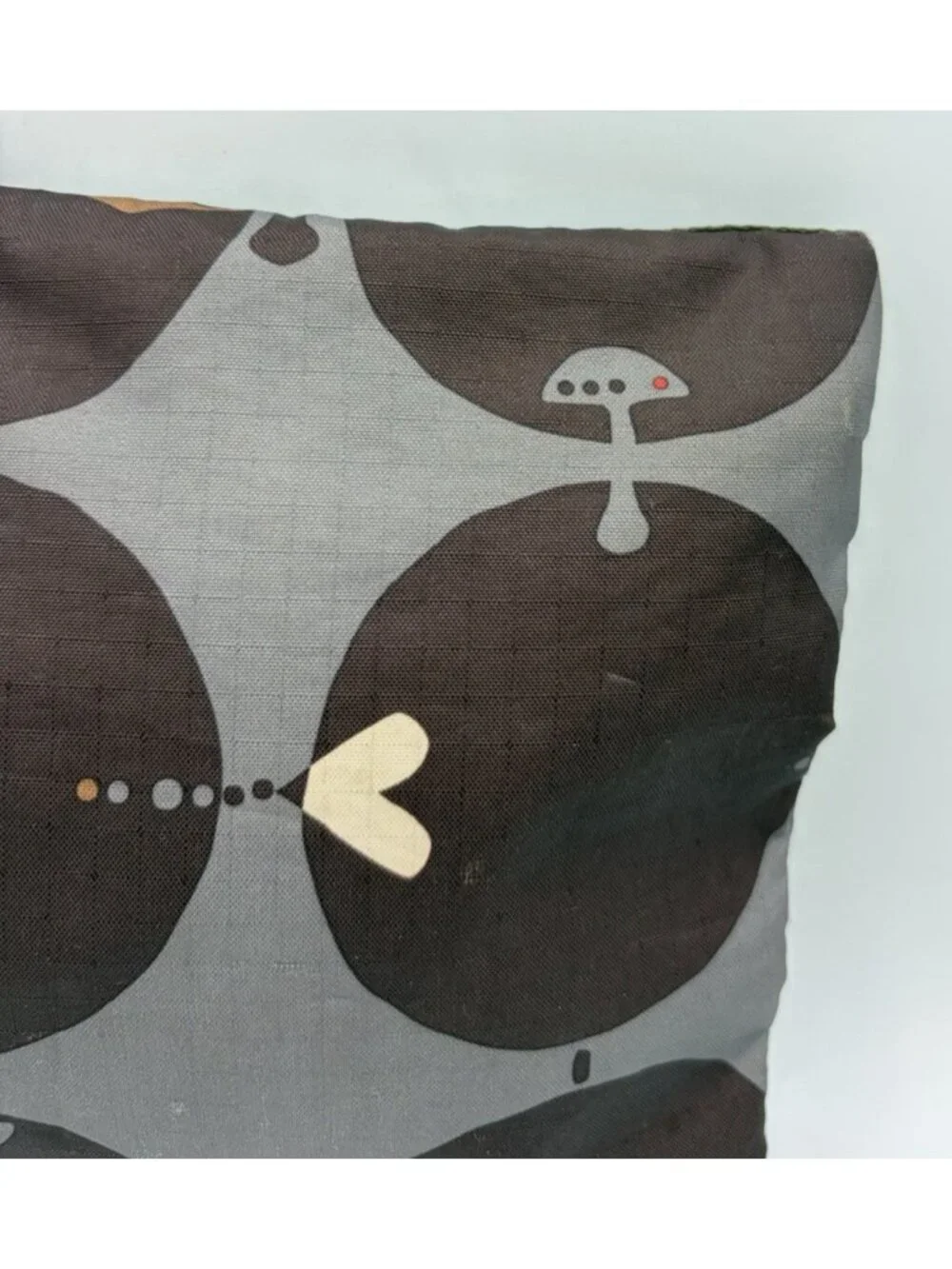 LeSportsac Gray Mod Geometric Mushroom Print Zipper Pouch Cosmetic Bag Boho